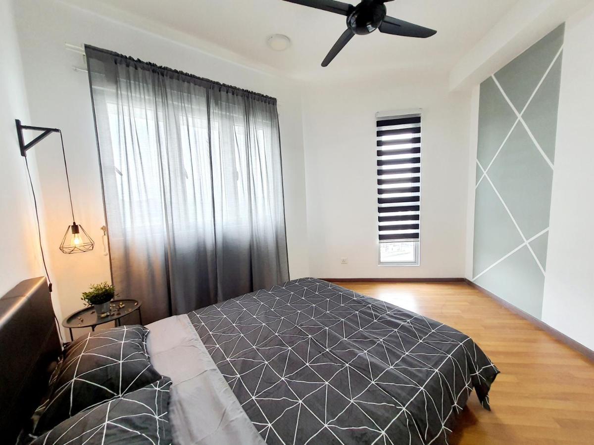 Residensi Flora Leilighet Seri Kembangan Eksteriør bilde